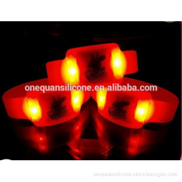Hot!!wholesale Party/concert/event/bar Remote/Sound control light LED bracelet